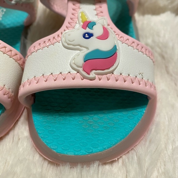 Carters Unicorn Light-Up Sandals - Size 6 - Picture 6 of 10